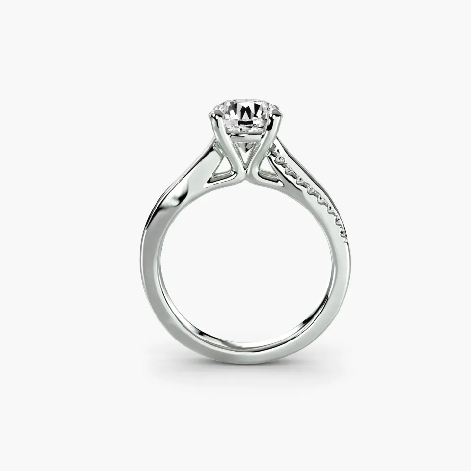 Sinico Split Shank anello solitario oro bianco 14Kt pave