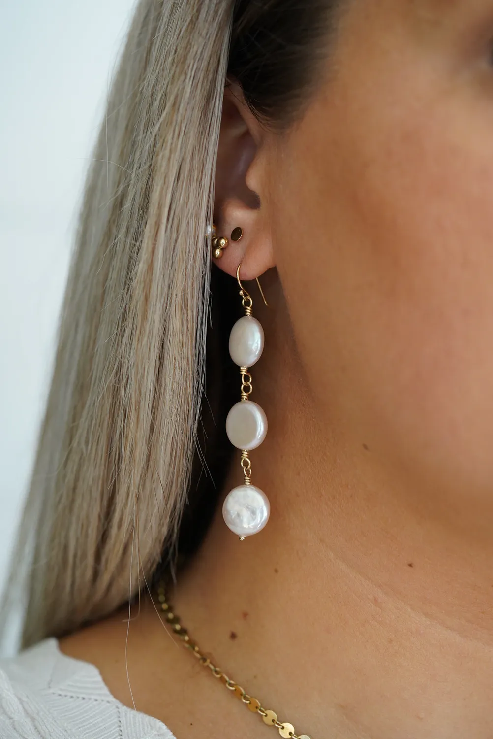 WordsByHeartCo Cultured Freshwater Pearl Coin Orecchini Argento 925