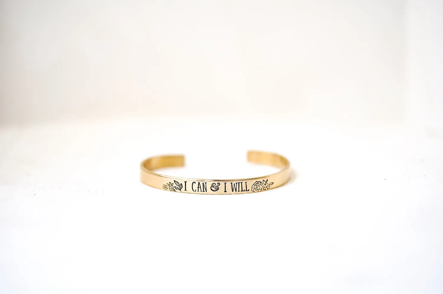 WordsByHeartCo Creator Collection Custom bracciale argento inciso