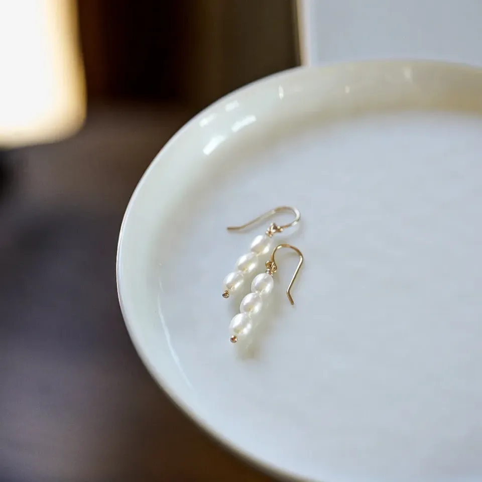 WordsByHeartCo Ana orecchini perle acqua dolce oro 14kt pendenti
