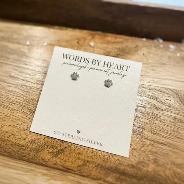WordsByHeartCo Paw Print orecchini zampa argento