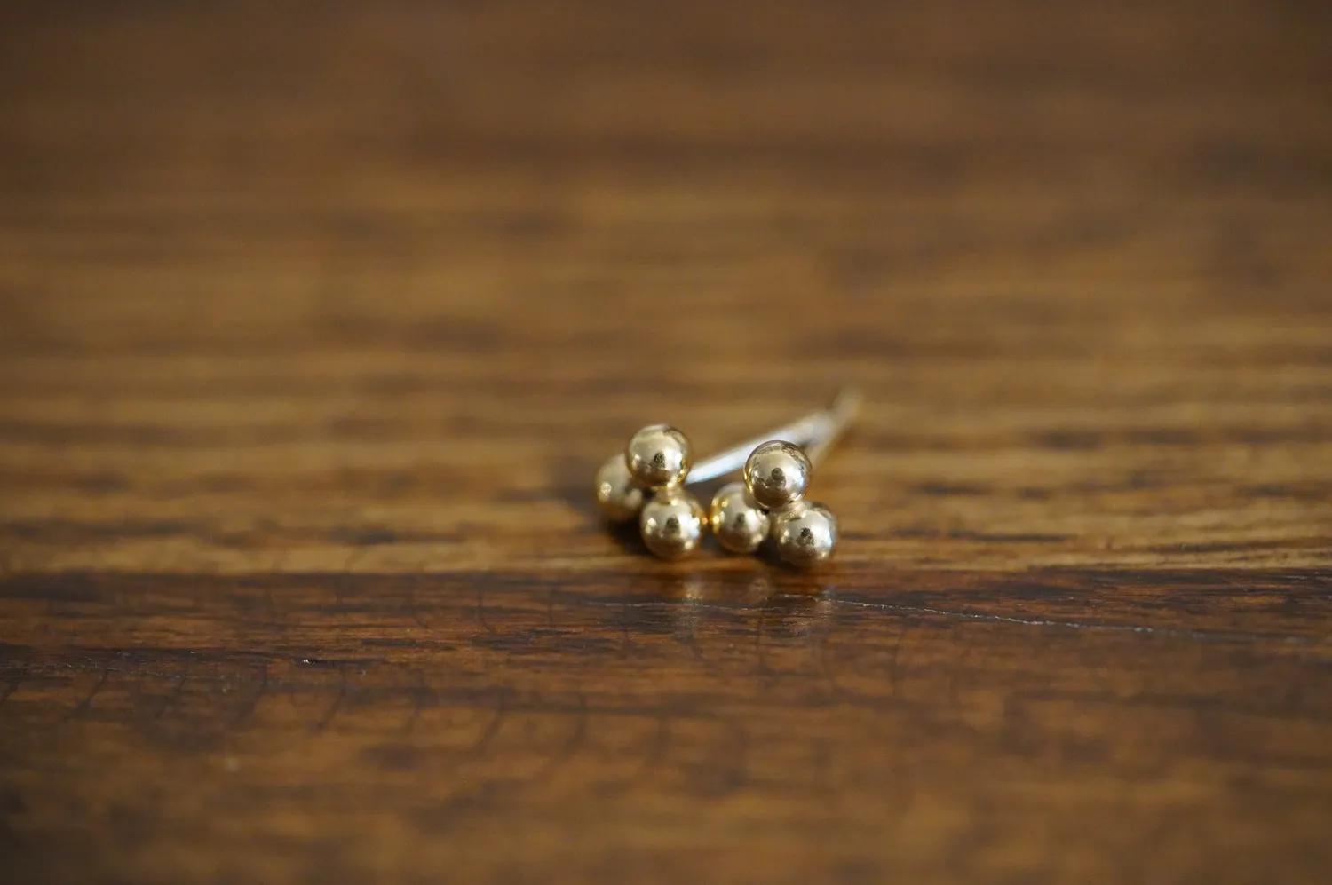 WordsByHeartCo Trinity Cluster orecchini lobo oro 14kt