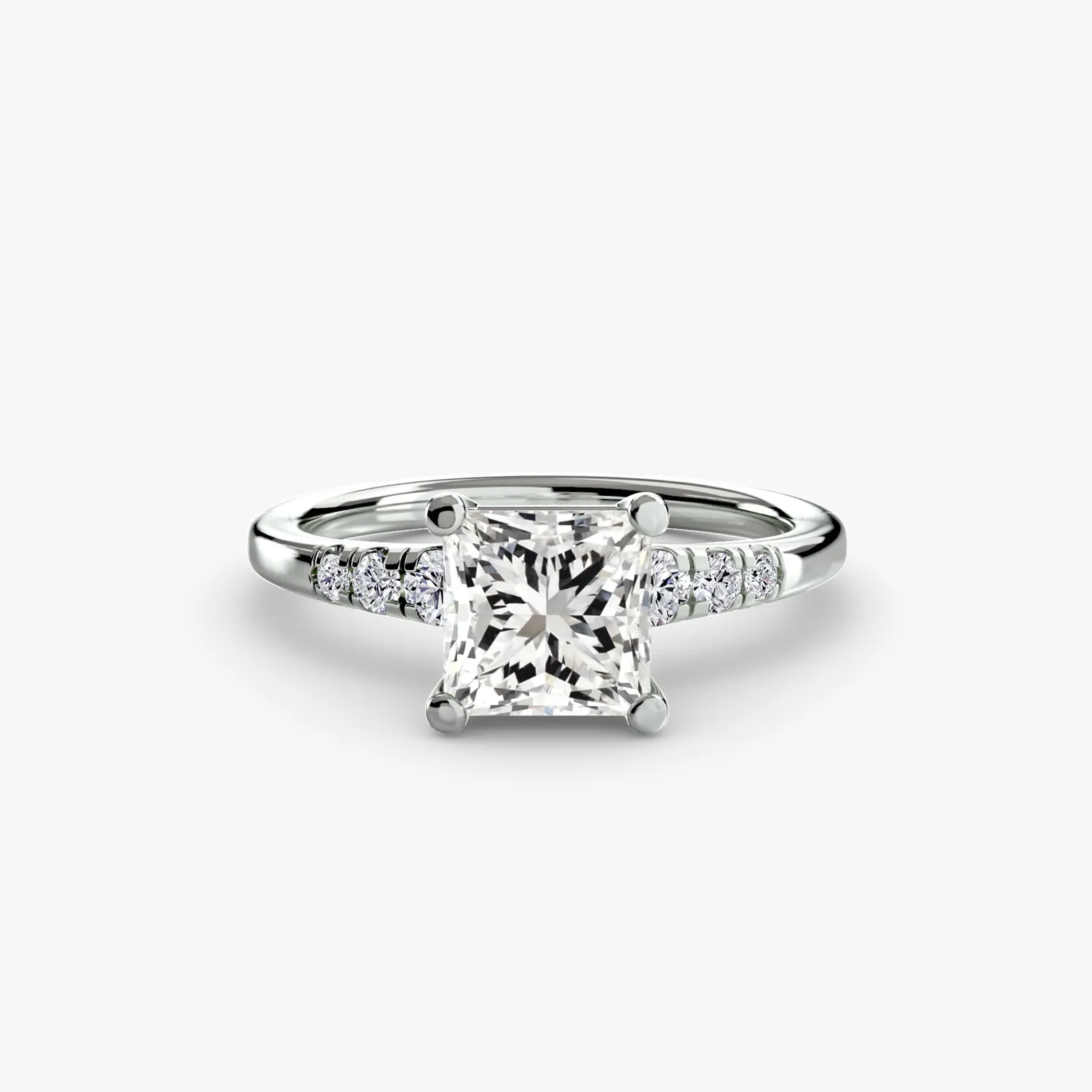 SINICO Solitaire with Shoulder Accents anello oro 14kt pavé