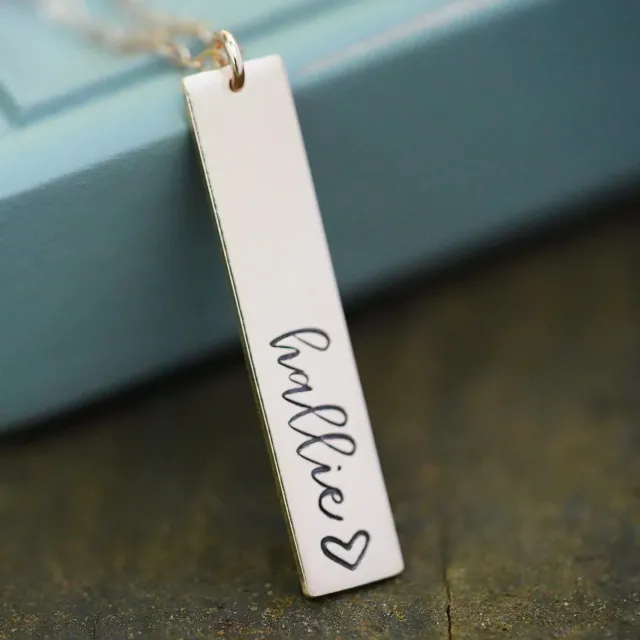 WordsByHeartCo Vertical Name collana barretta argento 925 1 nome mamma