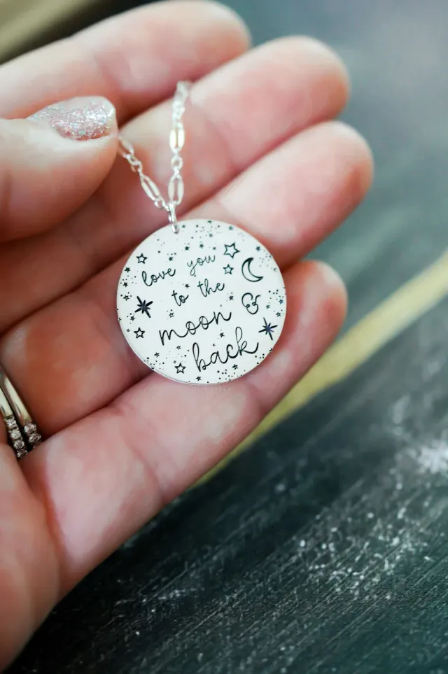 WordsByHeartCo To The Moon collana disco argento 925 18" luna