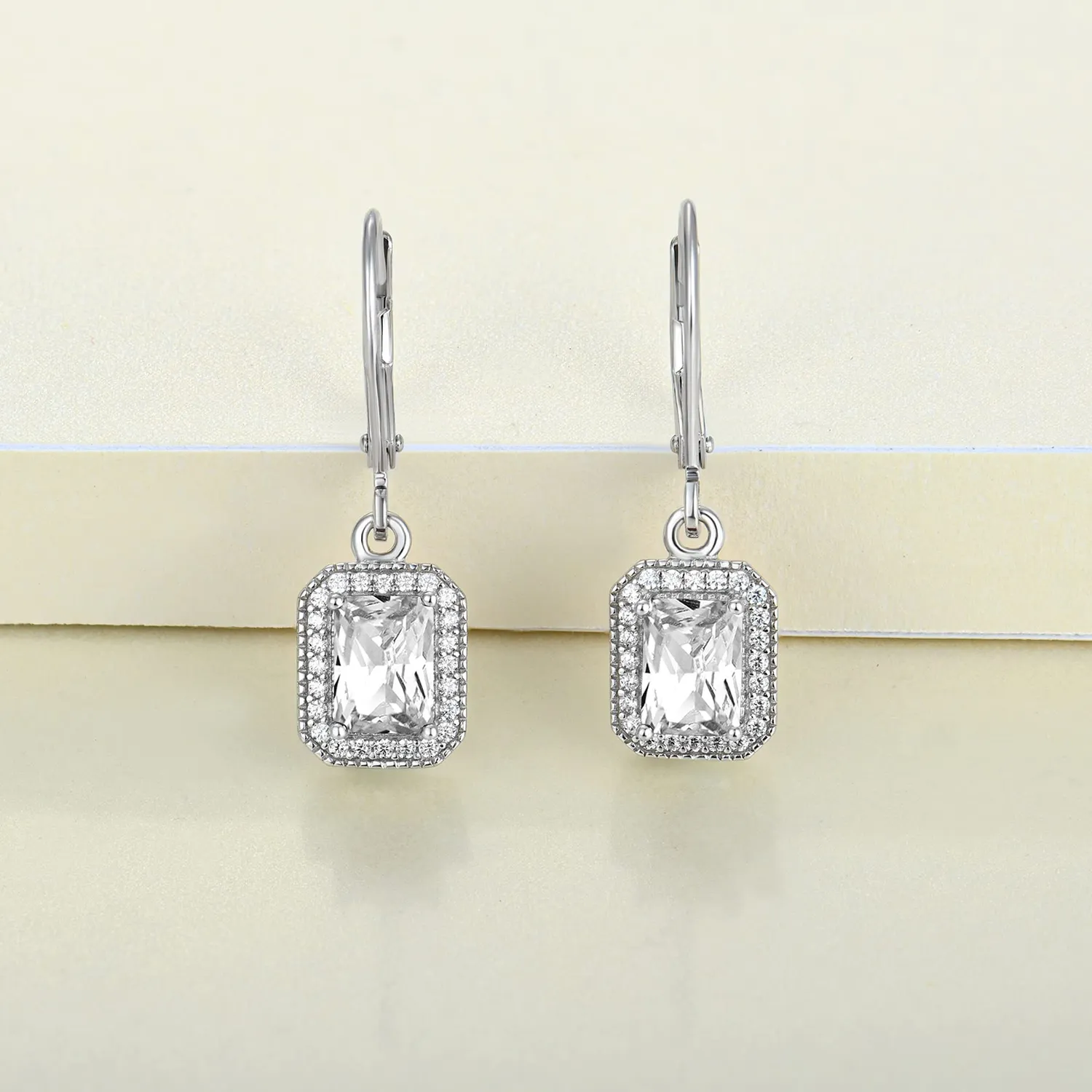 YL Rettangolare orecchini argento zirconia aprile