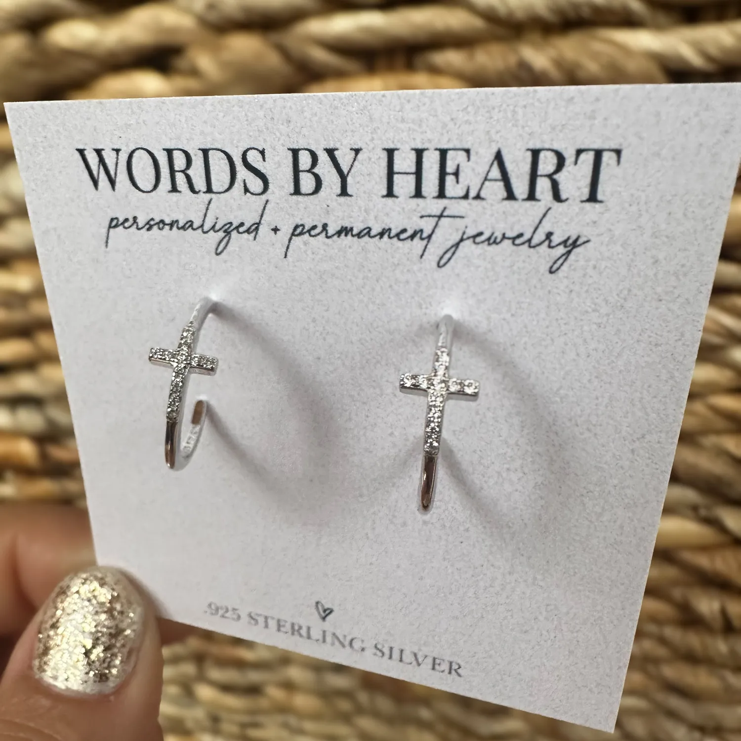 WordsByHeartCo Silver CZ Cross orecchini cerchio argento 925