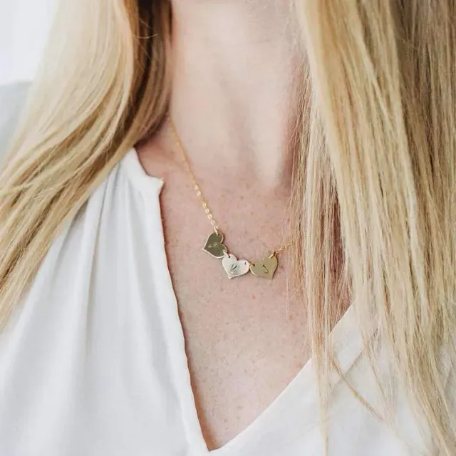 WordsByHeartCo Dainty collana 2 cuori argento 925 iniziali
