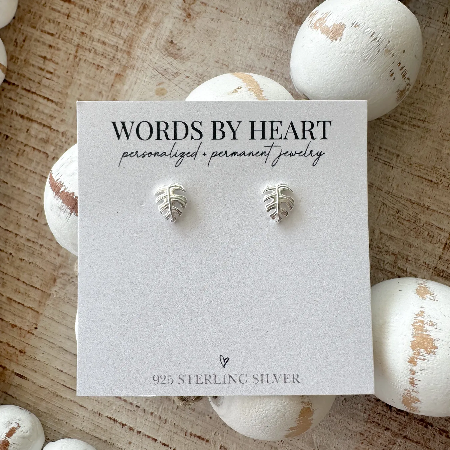 WordsByHeartCo Monstera Leaf orecchini a lobo argento foglia tropicale