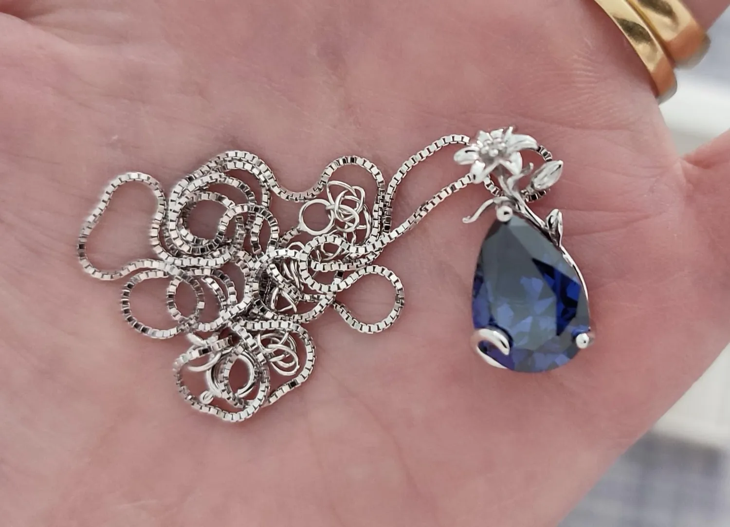 YL Giglio collana argento 925 pietra pera