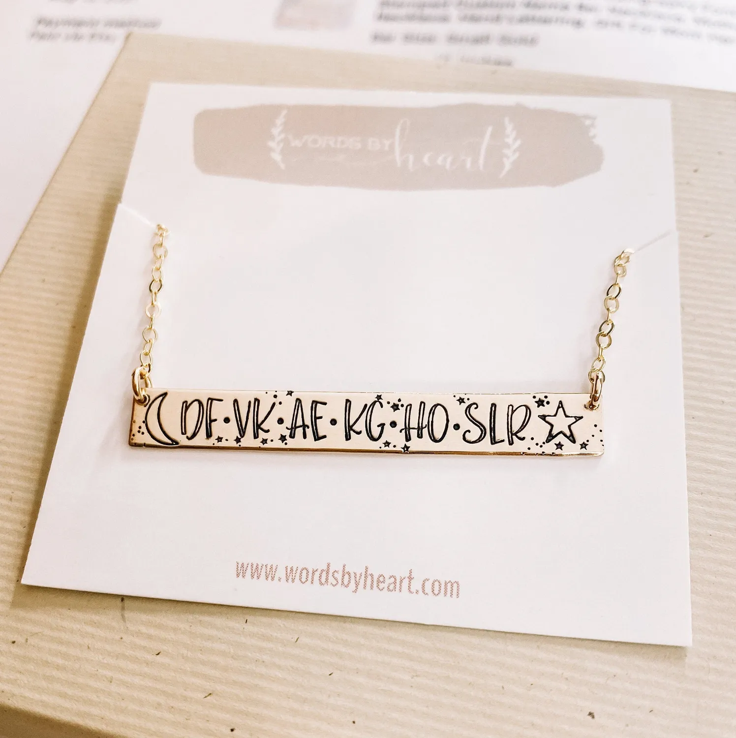 WordsByHeartCo Celestial Sky collana barra argento 925 incisa nomi