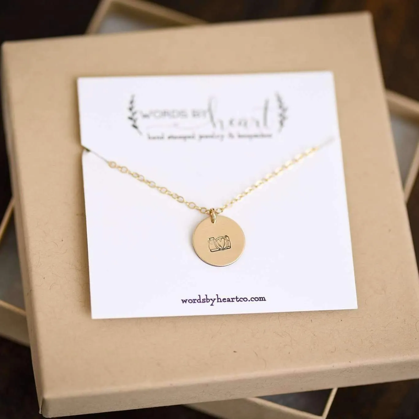 WordsByHeartCo Capturing Hearts Camera collana disco argento 40 cm