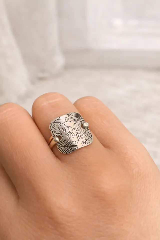 WordsByHeartCo Botanical anello argento 925 misura reale