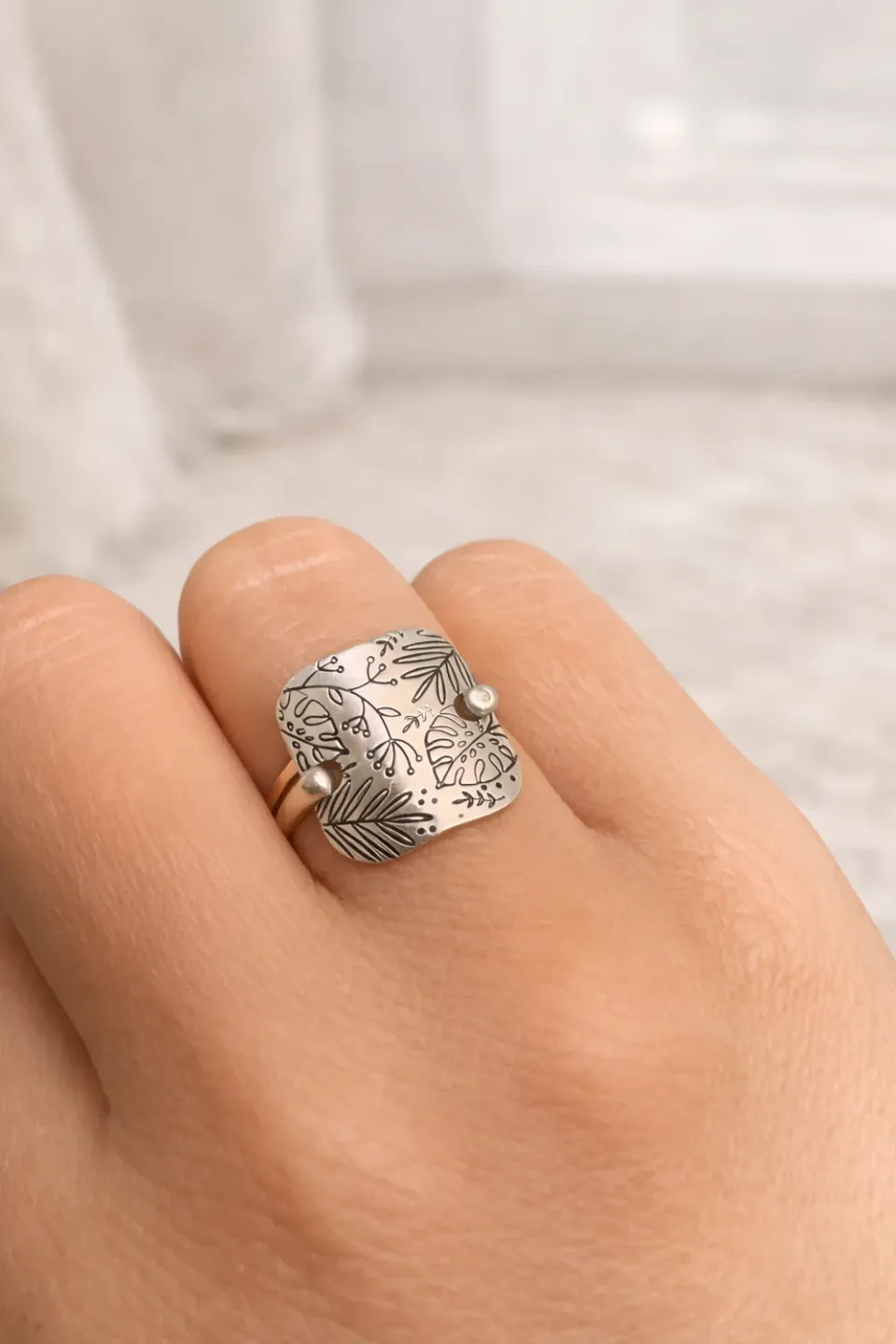 WordsByHeartCo Botanical anello argento 925 misura reale